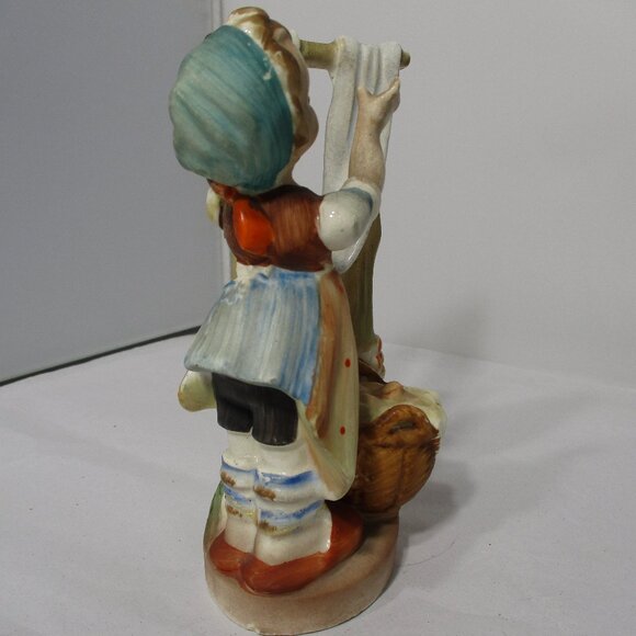 Vintage "Wash Day" Made in Occupied Japan Ceramic Porcelain Figure Figurine - Picture 3 of 9